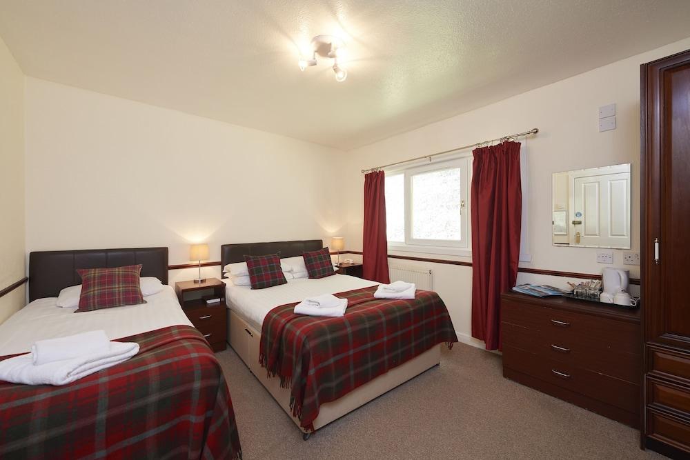 Loch Ness Clansman Hotel Drumnadrochit Buitenkant foto